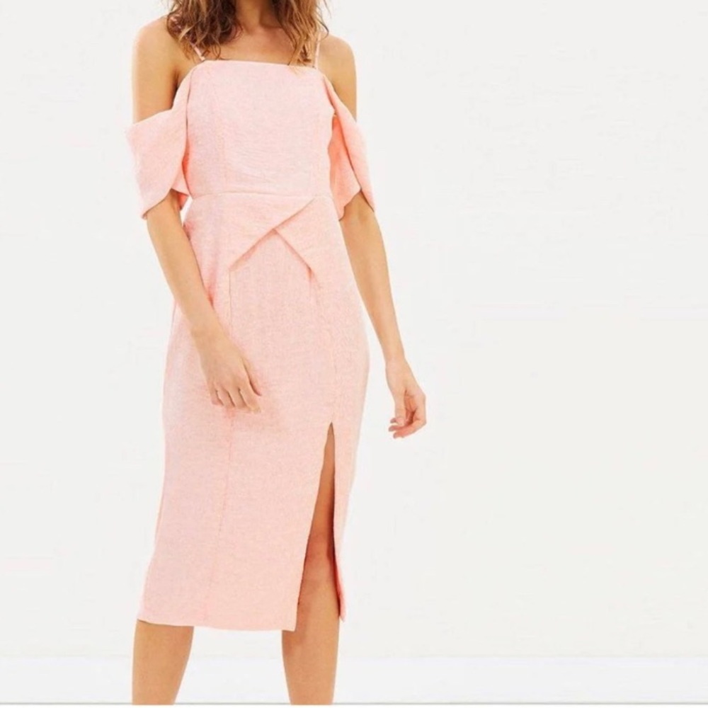 NWT Pastel Pink Off Shoulder Elliatt Dress